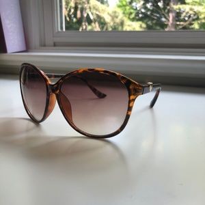 Forever 21 Oversize Sunglasses